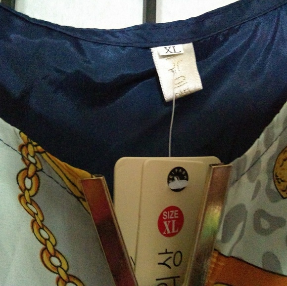 NWT Asian Brand Boutique Blouse size Medium - Picture 5 of 7